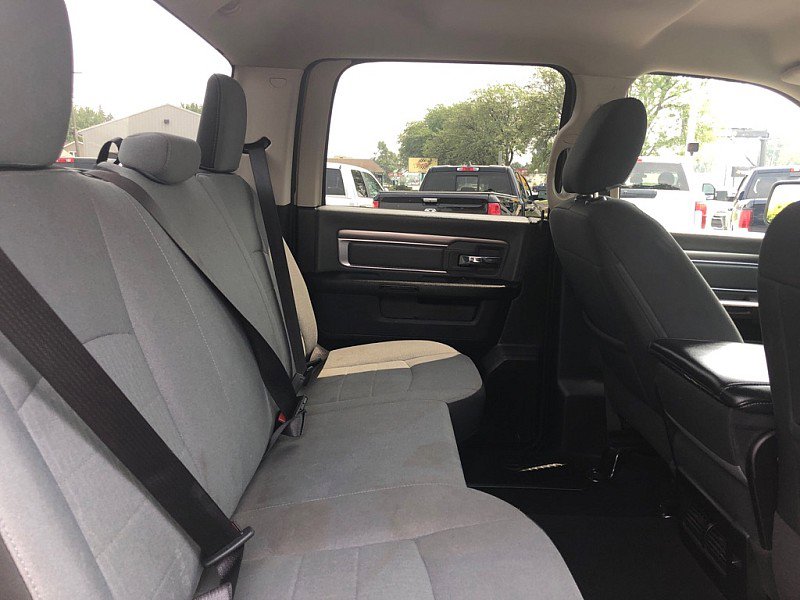Used 2021 RAM 1500 Classic SLT image 14