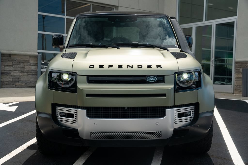 Used 2020 Land Rover Defender 110 SE AWD/4WD image 4
