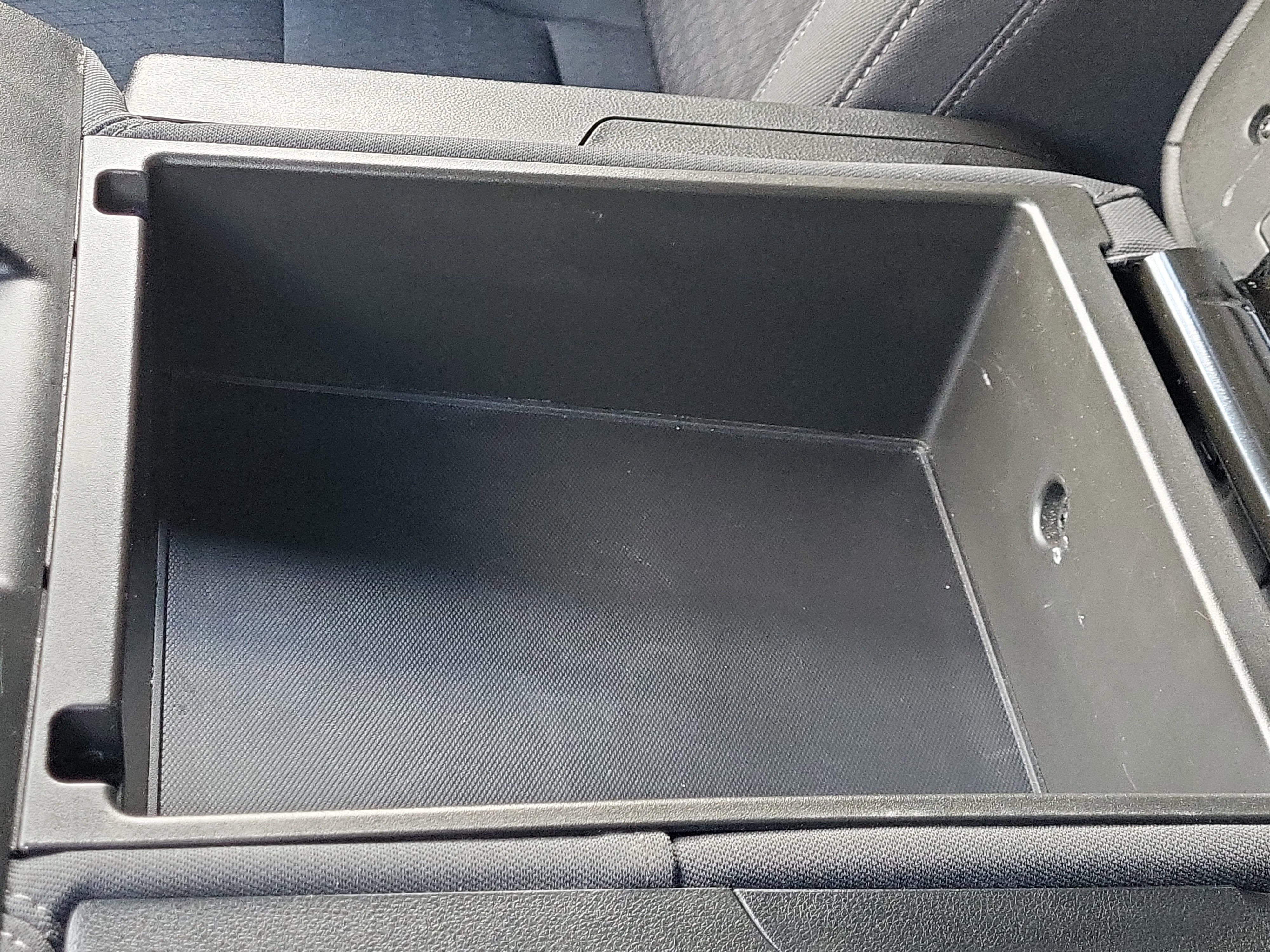 Used 2025 Chevrolet Silverado 1500 LT image 30