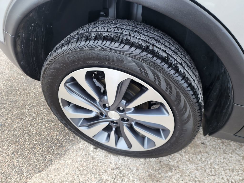 Certified 2022 Buick Encore Preferred image 12