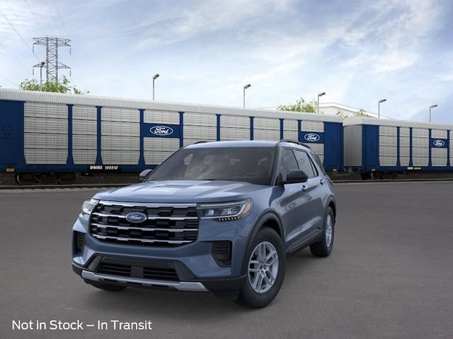 New 2026 Ford Explorer Active AWD/4WD image 2