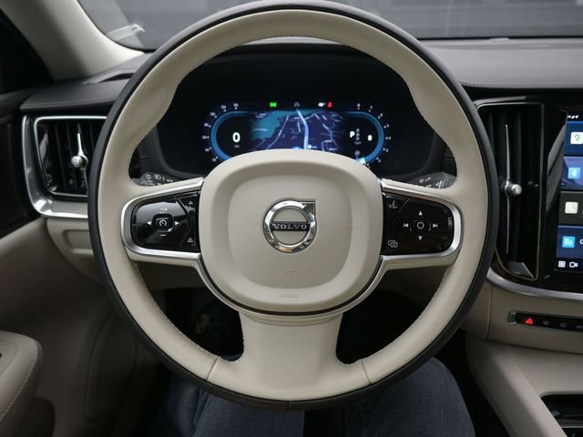 Used 2023 Volvo S60 B5 Ultimate w/ Climate Package image 23