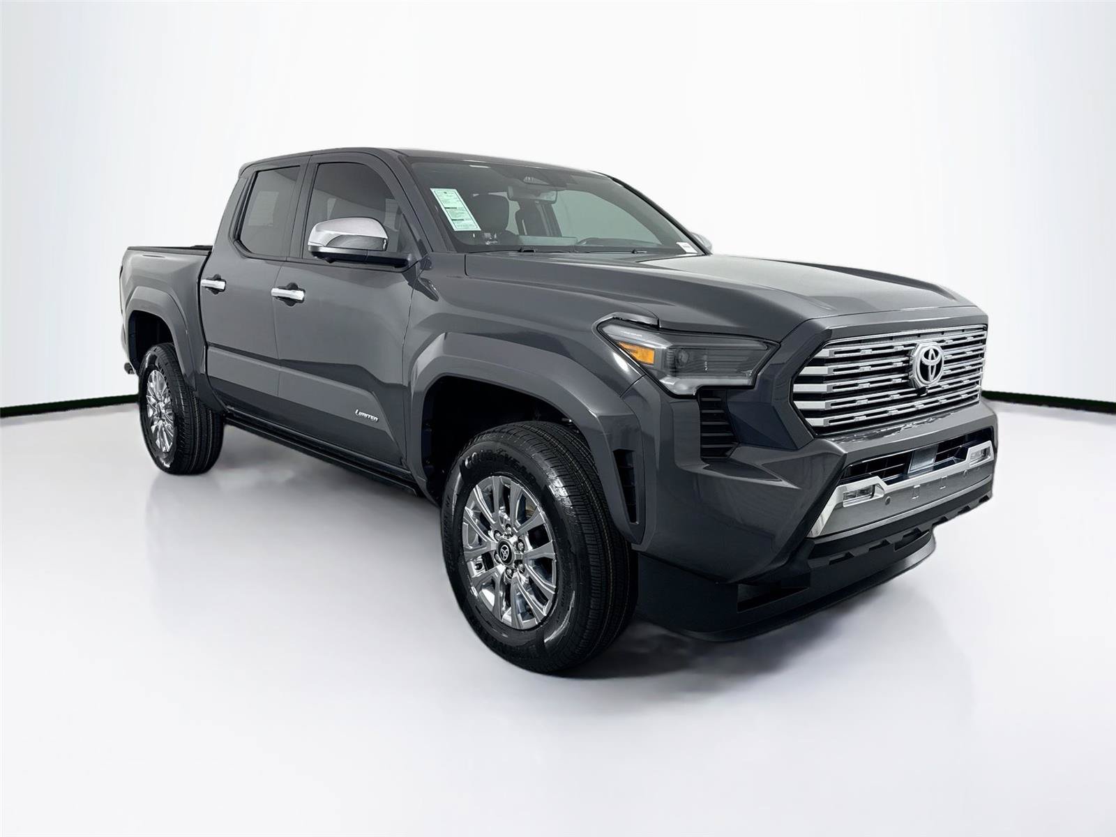 Used 2024 Toyota Tacoma Limited w/ Limited Package (LT) AWD/4WD image 10
