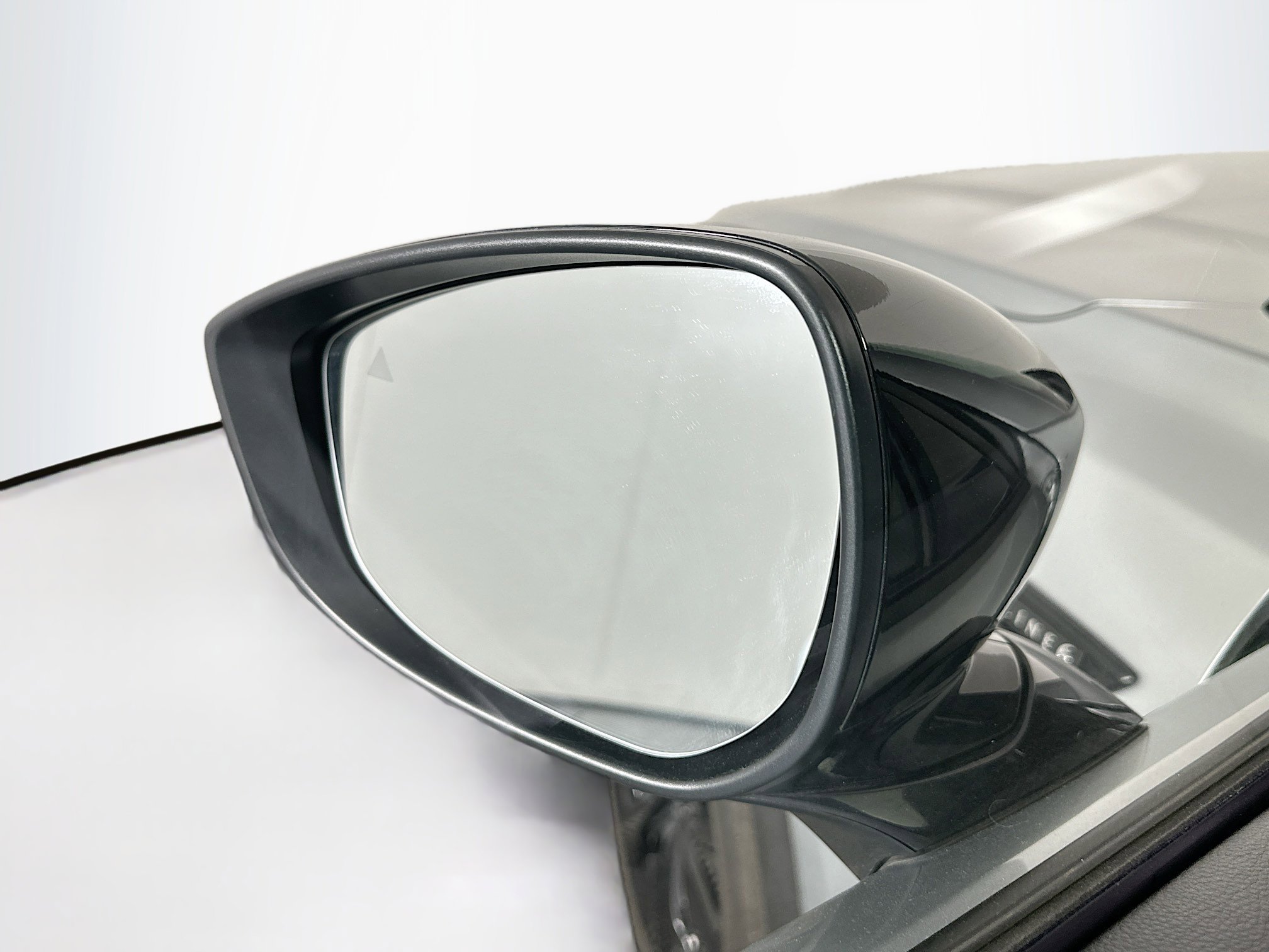 Used 2025 MAZDA CX-90 3.3 Turbo w/ Premium Sport Pkg image 16