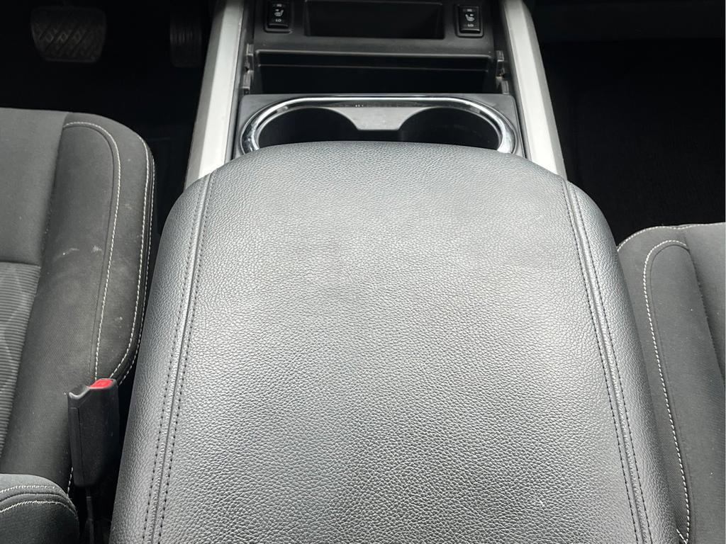 Used 2018 Nissan Titan SV w/ SV Convenience Package AWD/4WD image 21
