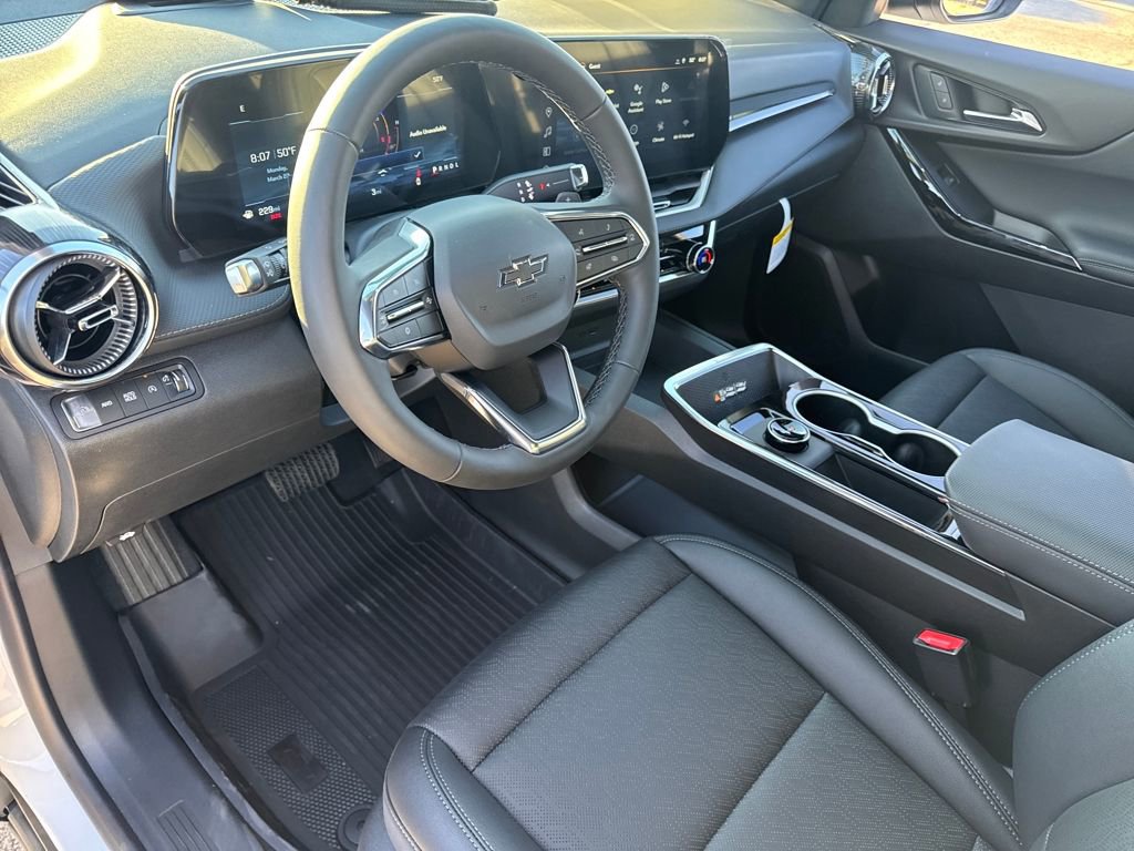 New 2026 Chevrolet Equinox LT w/ Convenience Package II image 18