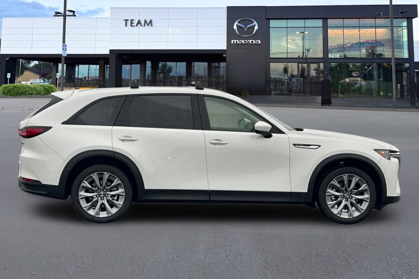 New 2026 MAZDA CX-90 3.3 Turbo w/ Preferred Package image 3