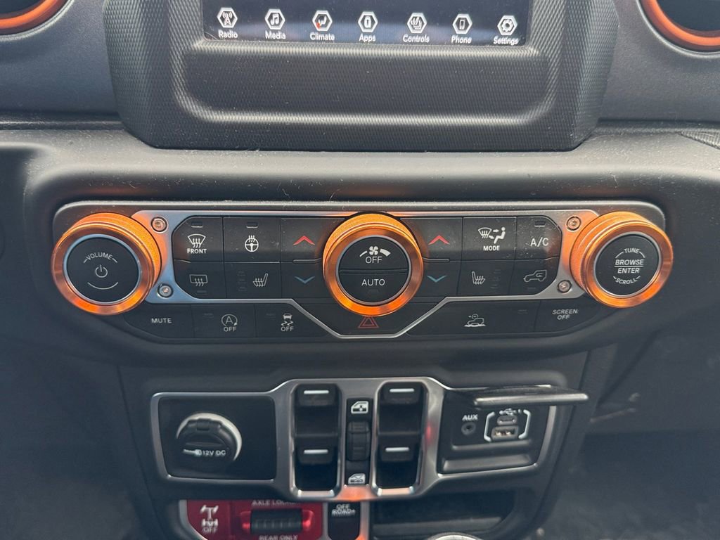 Used 2021 Jeep Gladiator Mojave w/ LED Lighting Group image 32