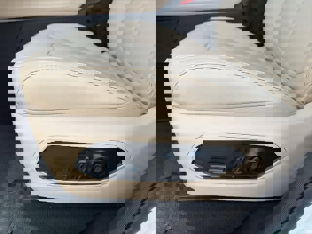 New 2026 Jeep Grand Cherokee Limited w/ Limited Altitude Package image 34