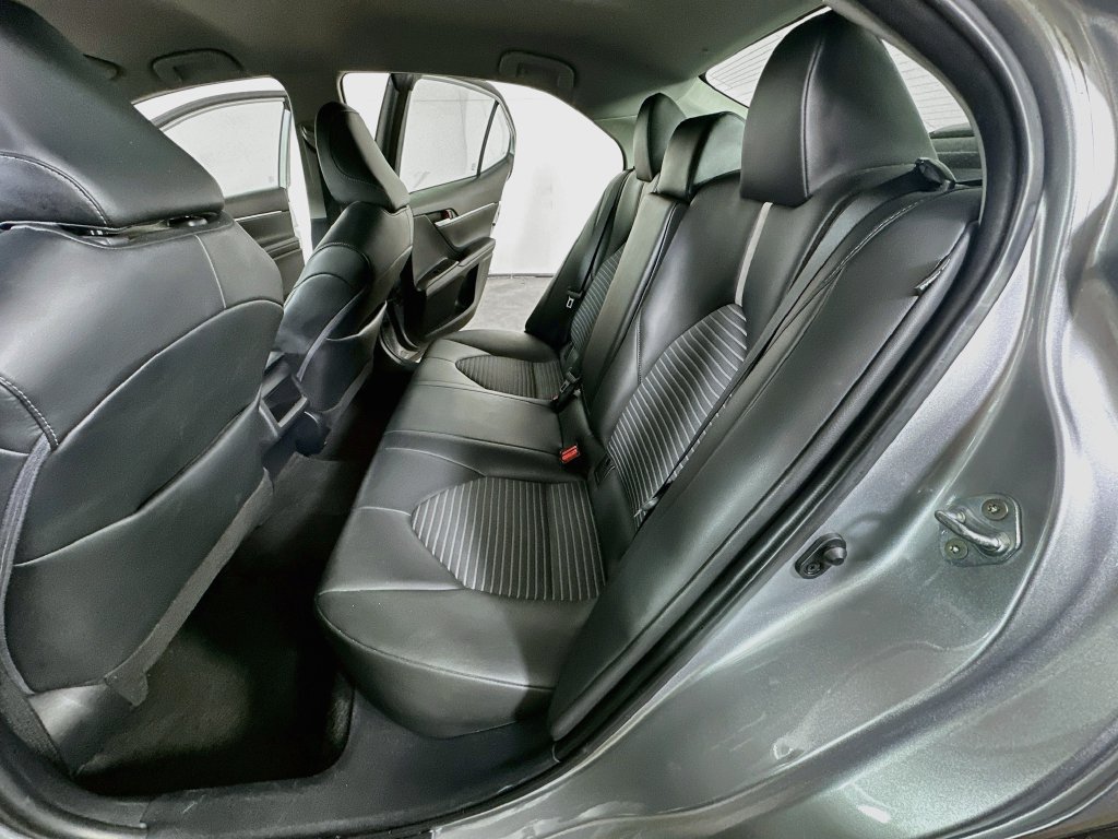Used 2023 Toyota Camry SE FWD image 16