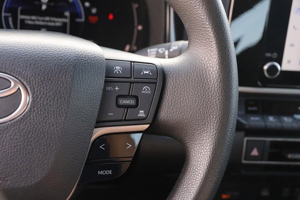 Certified 2025 Toyota Camry LE image 12