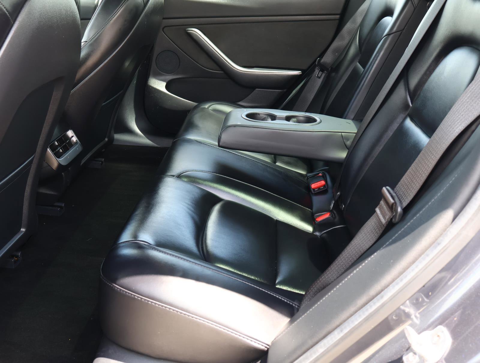 Used 2021 Tesla Model 3 Standard Range Plus RWD image 14