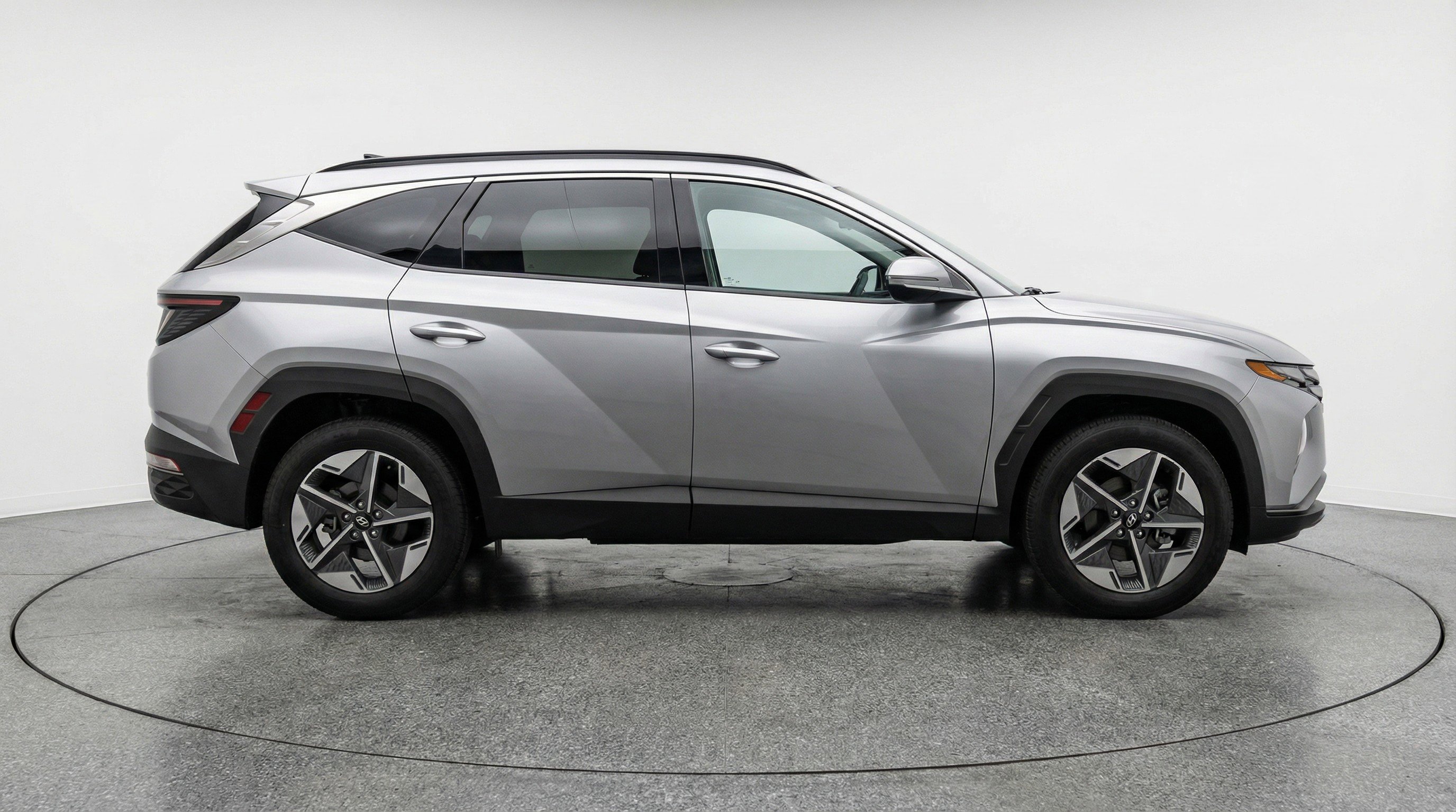 Used 2025 Hyundai Tucson SEL AWD/4WD image 11