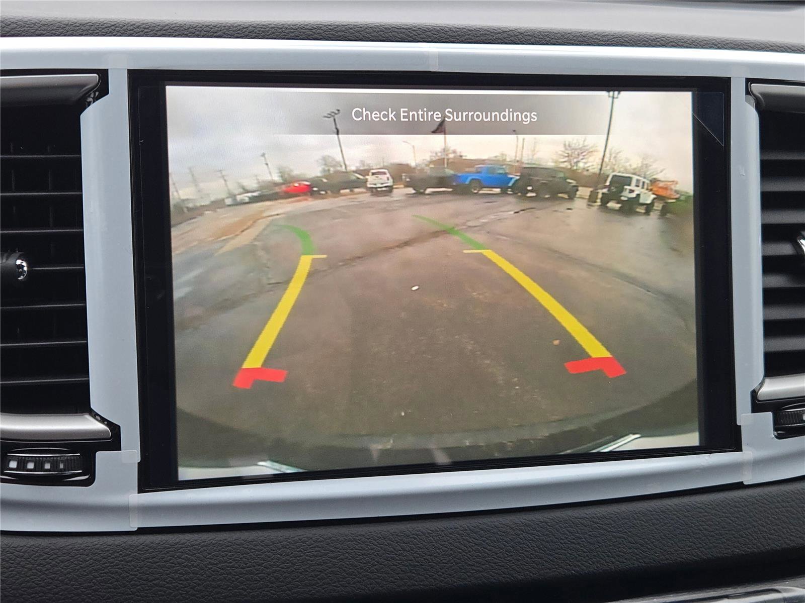 New 2026 Chrysler Voyager LX image 28