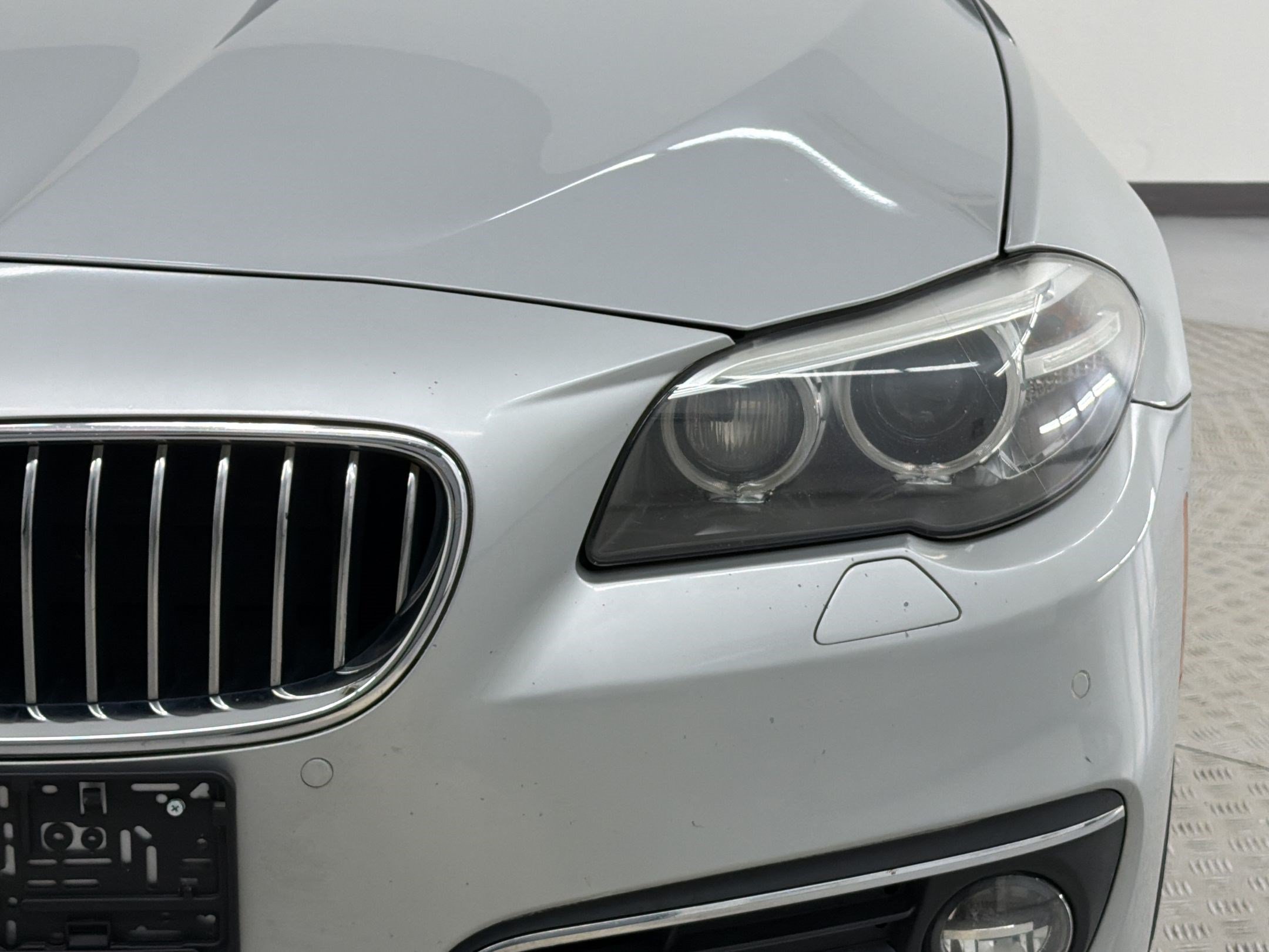Used 2014 BMW 535i xDrive Sedan AWD/4WD image 12