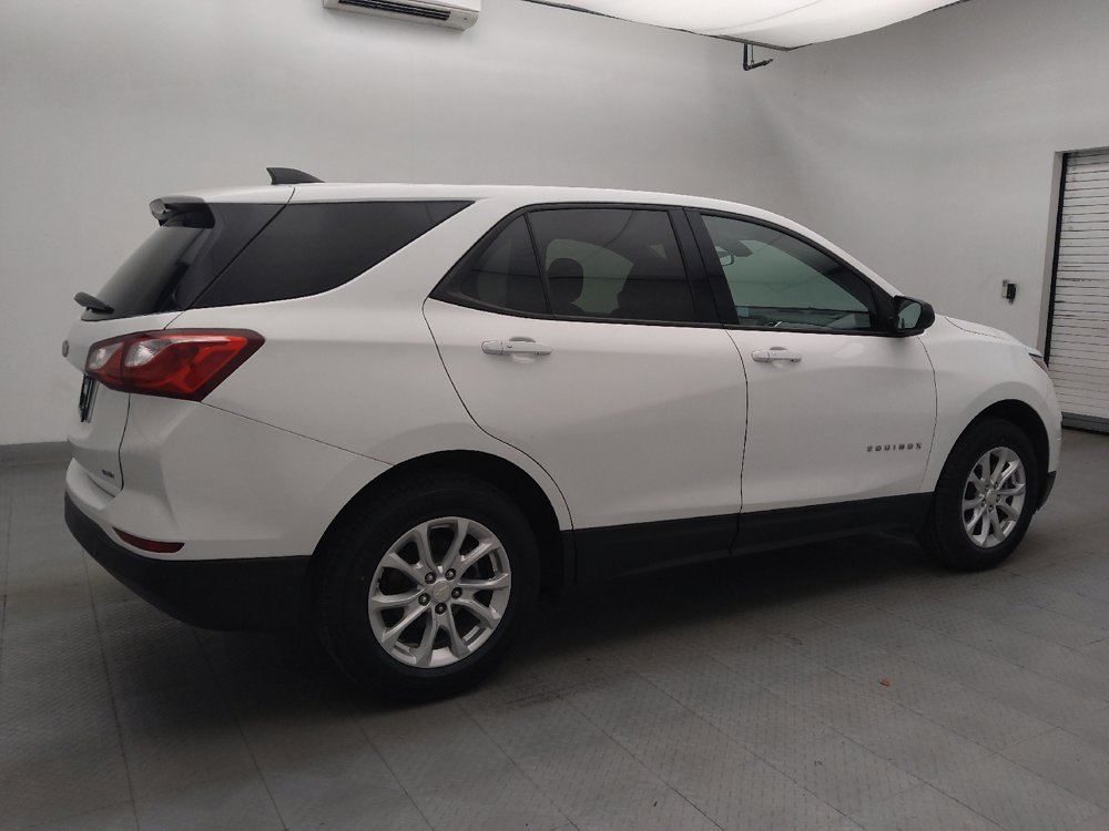 Used 2019 Chevrolet Equinox LS w/ LS Convenience Package AWD/4WD image 10