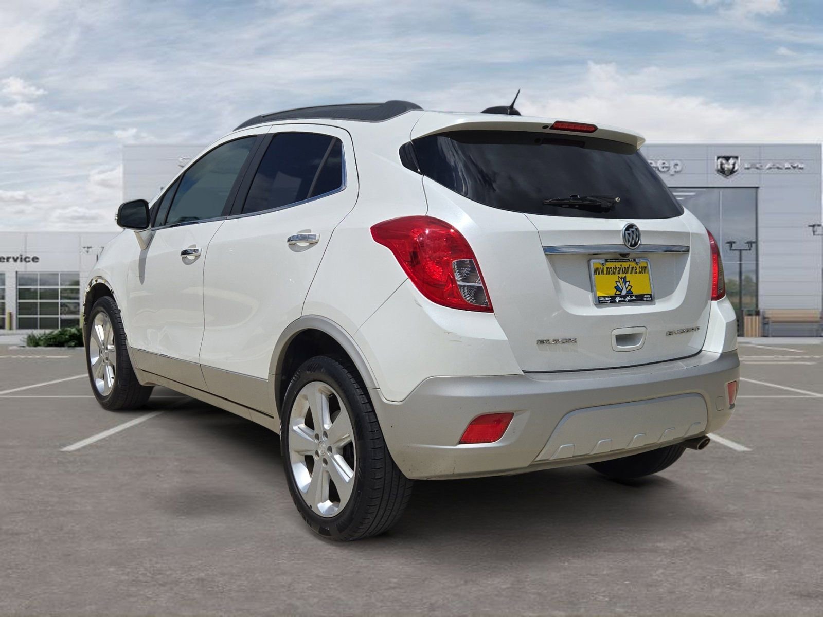 Used 2016 Buick Encore Convenience FWD image 3