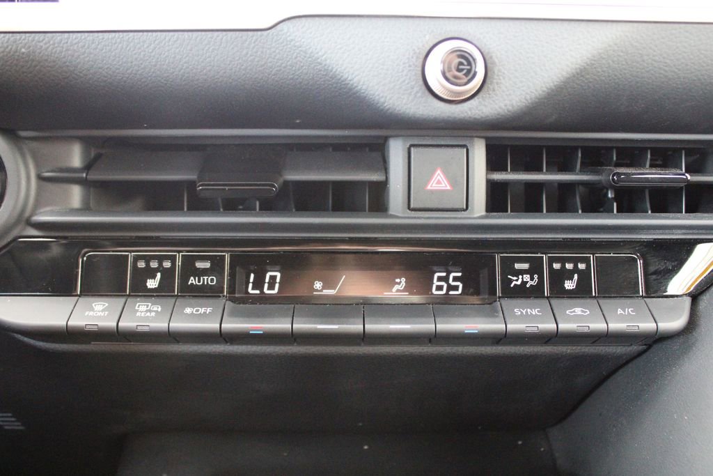 Certified 2023 Toyota Crown XLE image 37