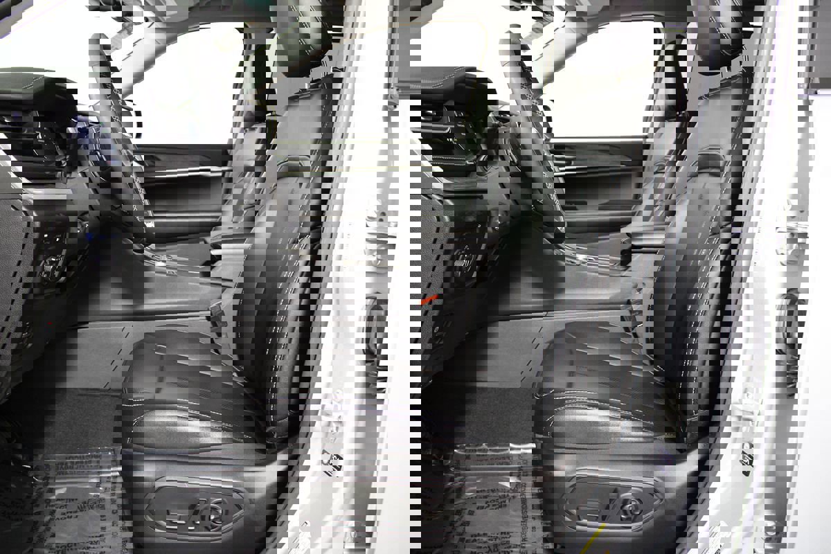 Used 2023 Jeep Grand Cherokee 30th Anniversary image 9