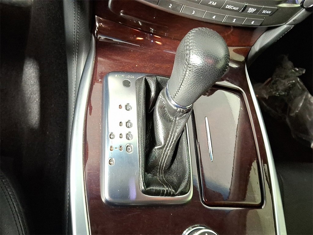 Used 2015 INFINITI Q70 3.7 image 20