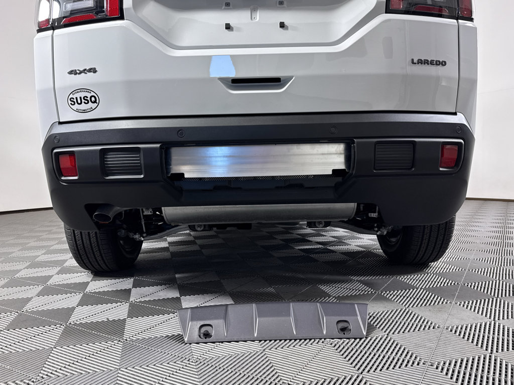 New 2026 Jeep Cherokee Laredo AWD/4WD image 12