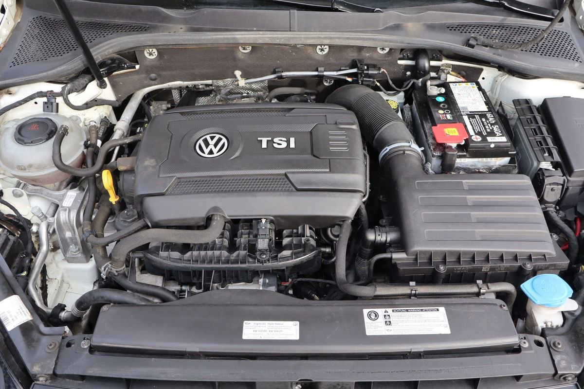 Used 2018 Volkswagen Golf Alltrack S image 40