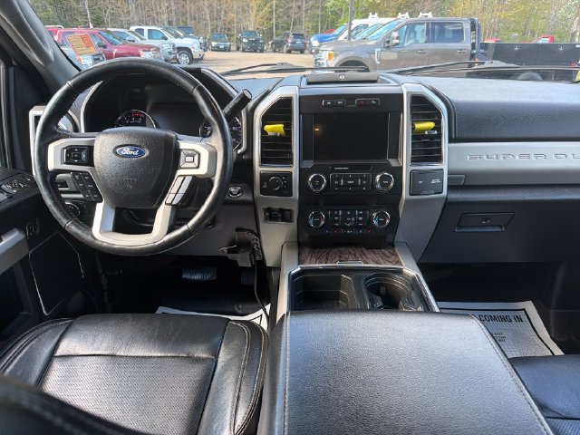Used 2019 Ford F250 Lariat w/ Lariat Ultimate Package AWD/4WD image 14