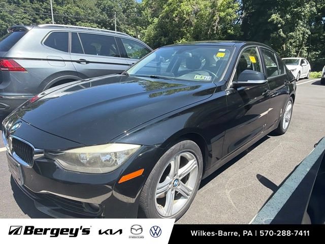 Used 2014 BMW 320i xDrive Sedan AWD/4WD image 2