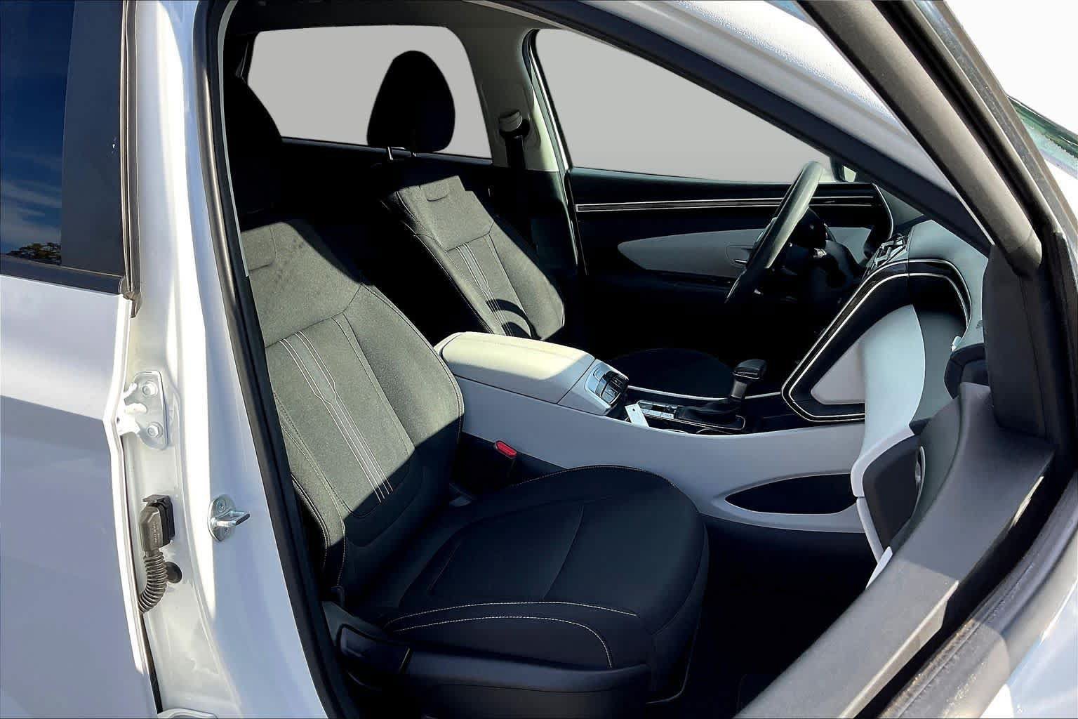 Used 2024 Hyundai Tucson SEL FWD image 8