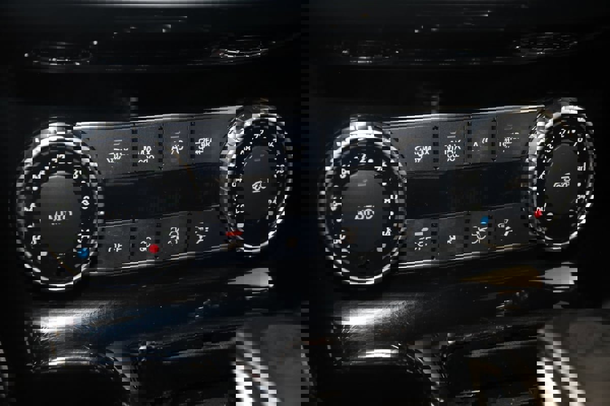 Used 2018 Mercedes-Benz G 65 AMG 4MATIC image 39