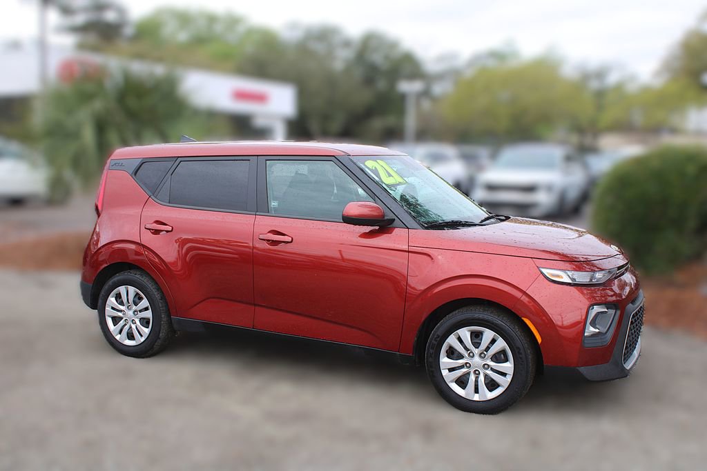 Certified 2021 Kia Soul LX image 4