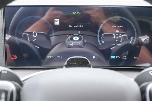 New 2026 Hyundai Ioniq 9 SE image 24
