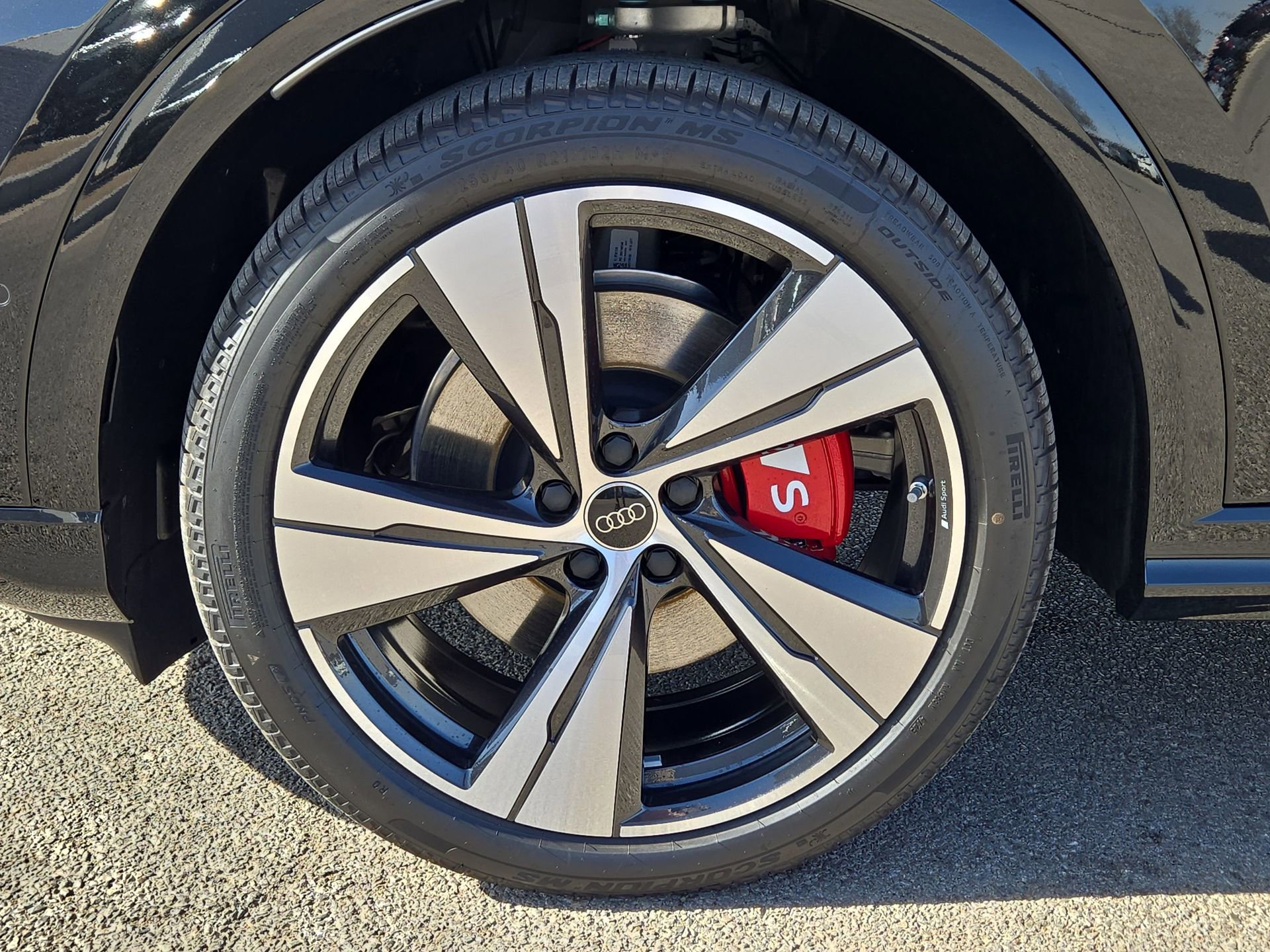 New 2026 Audi SQ5 Premium Plus image 11