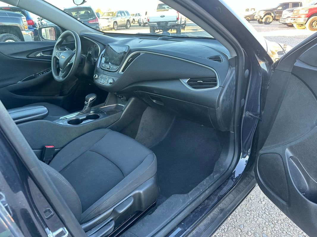 Used 2023 Chevrolet Malibu LT image 15