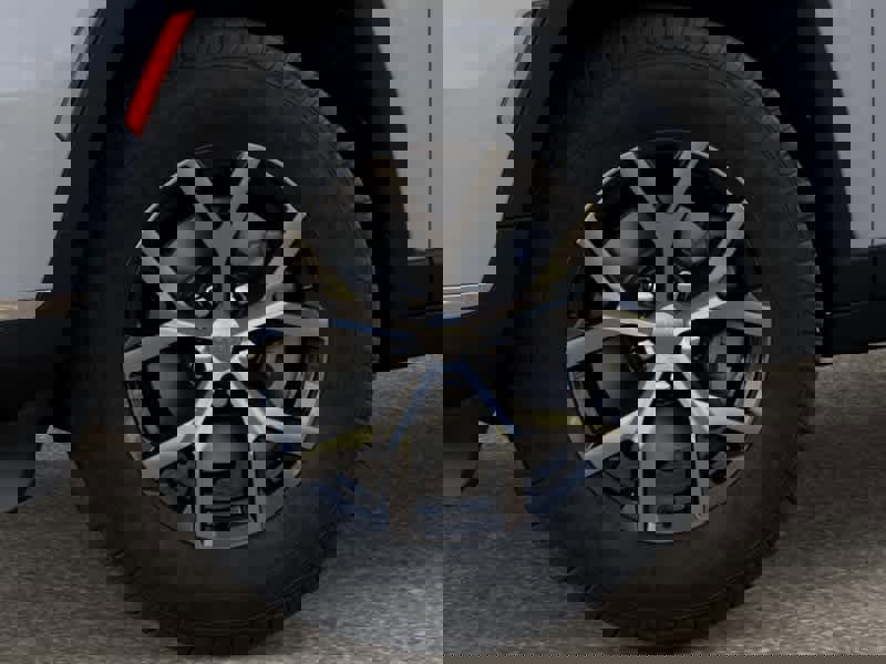 New 2025 Jeep Grand Cherokee L Limited image 8