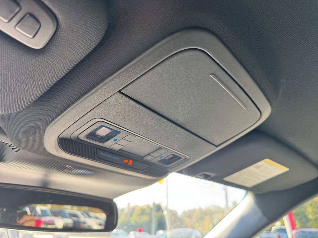 New 2026 Ford Explorer ST-Line w/ ST-Line Street Pack image 37