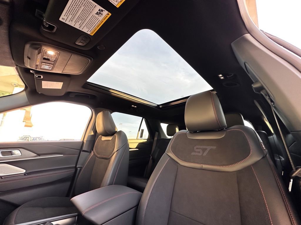 New 2026 Ford Explorer ST w/ Sun And Sound Package image 23