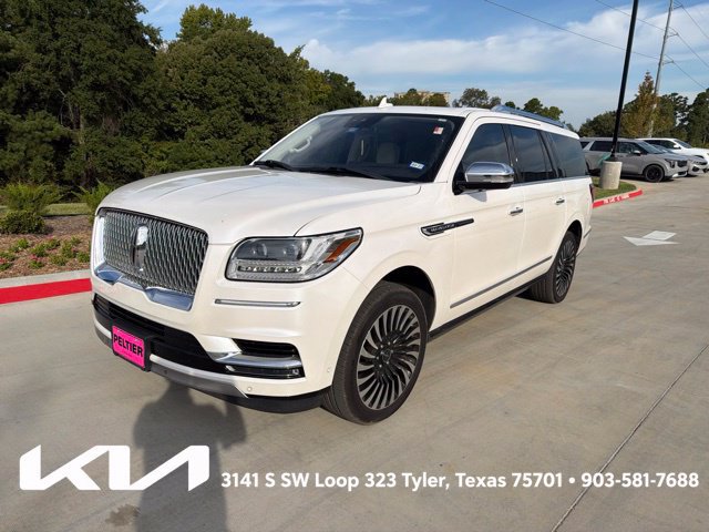 Used 2018 Lincoln Navigator L Black Label AWD/4WD image 3