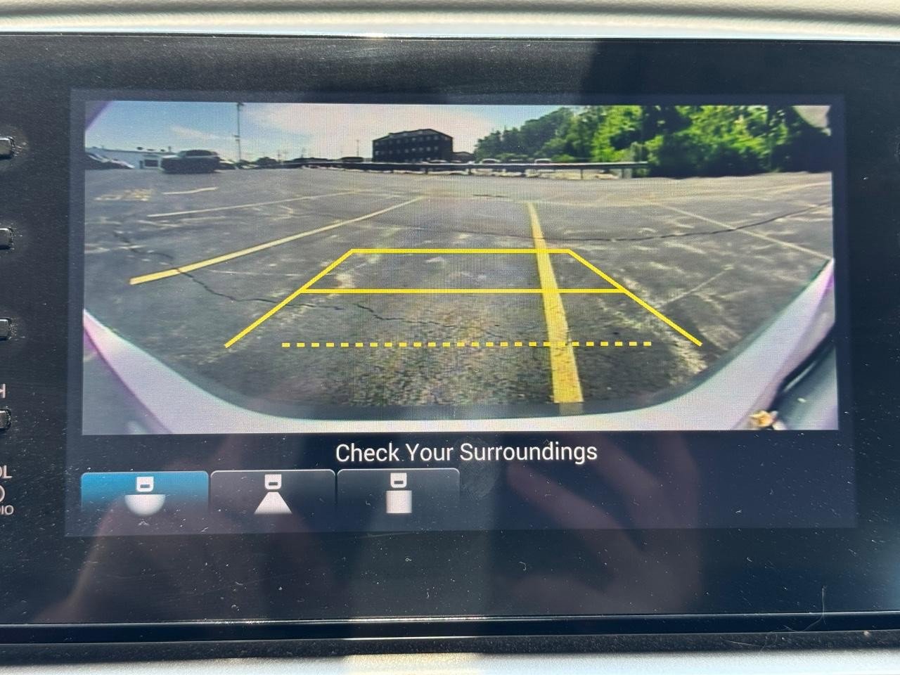 Certified 2022 Honda Accord LX image 23