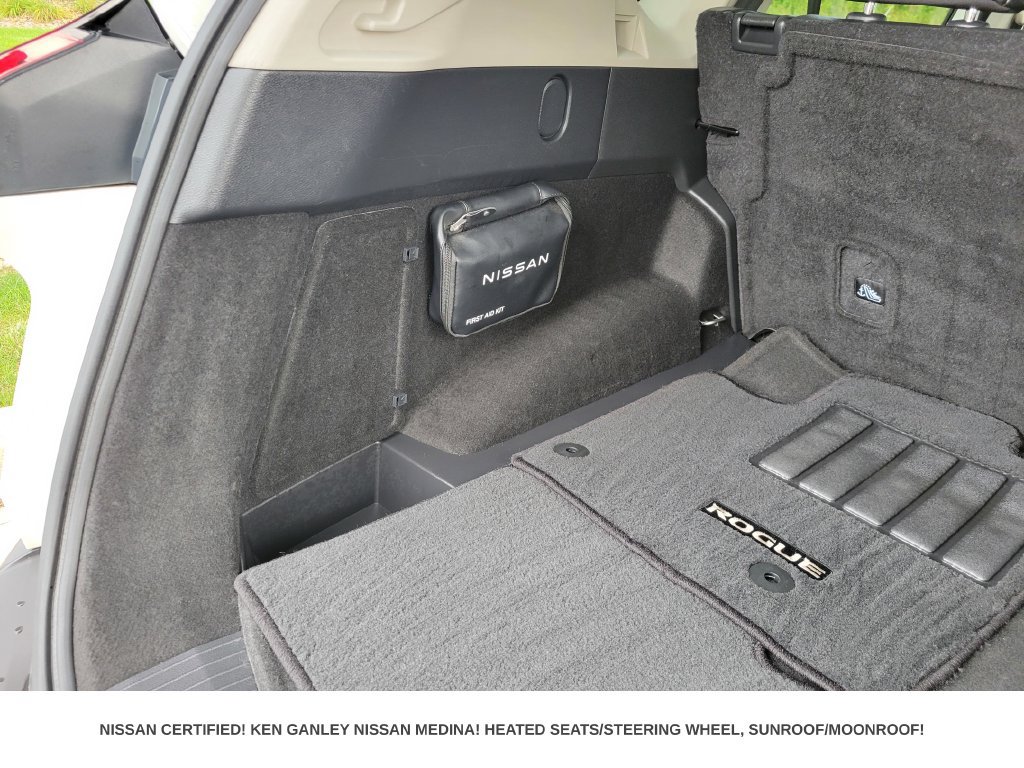 Certified 2023 Nissan Rogue SV w/ SV Premium B Package AWD/4WD image 47