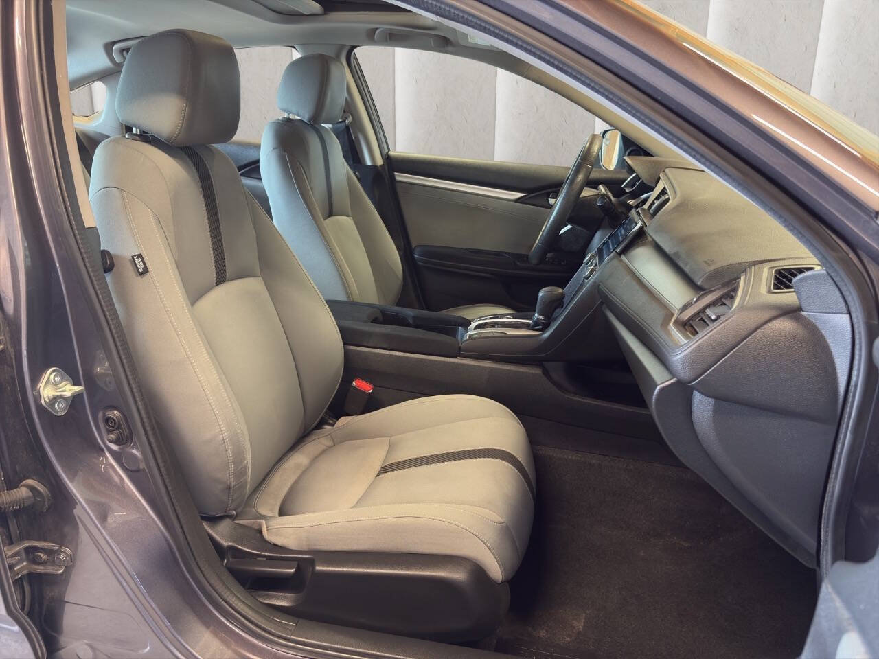 Used 2016 Honda Civic EX-T image 10