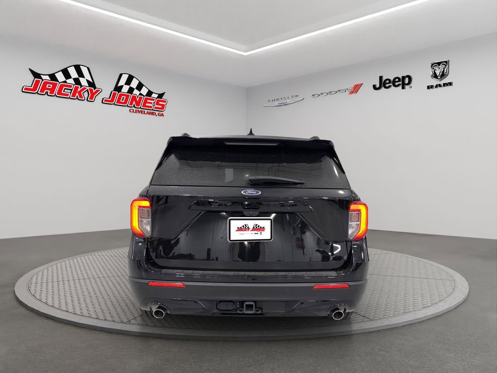 Used 2023 Ford Explorer ST-Line w/ Class IV Trailer Tow Package RWD image 8