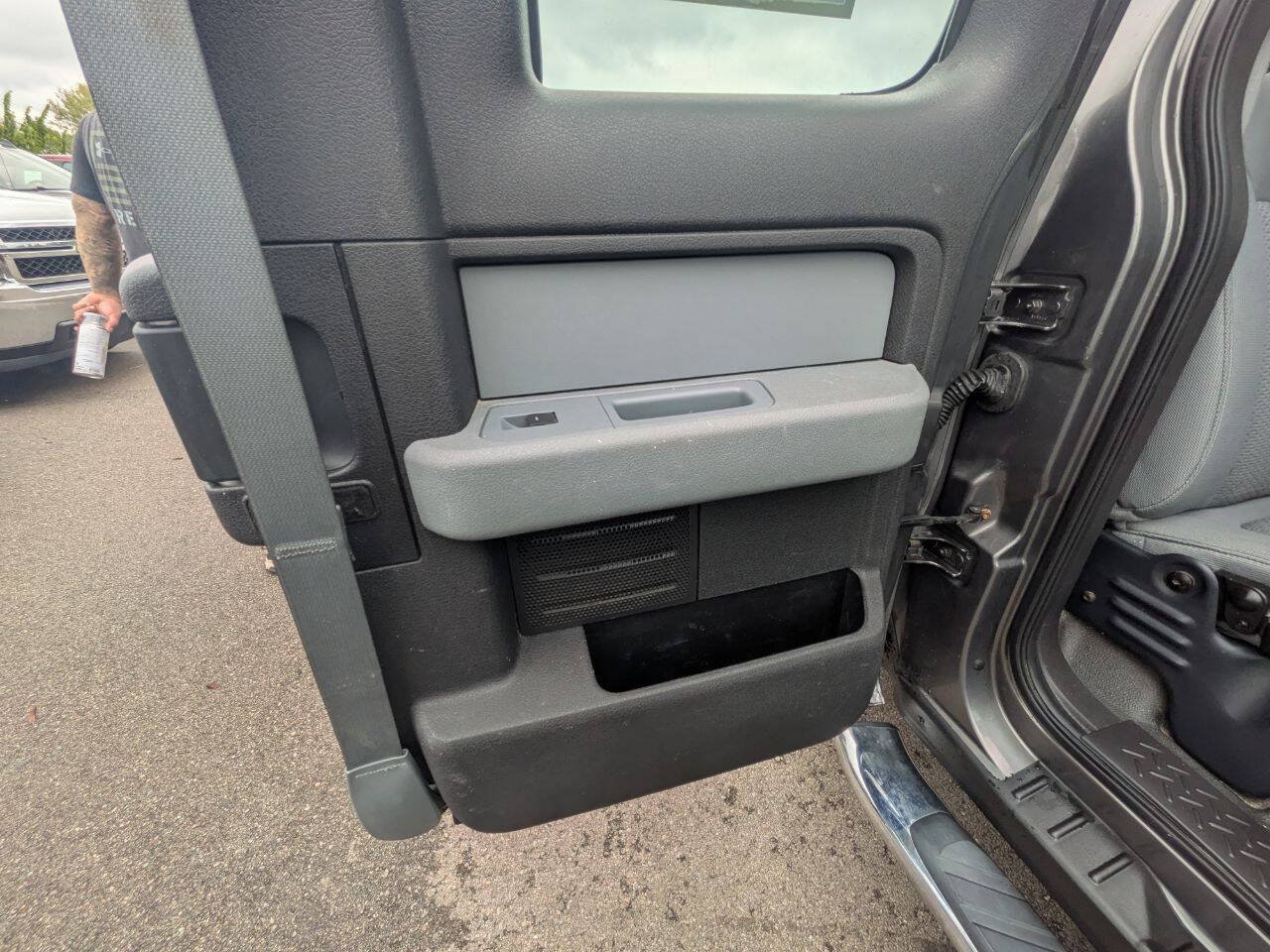 Used 2013 Ford F150 STX w/ Mid Equipment Group AWD/4WD image 24