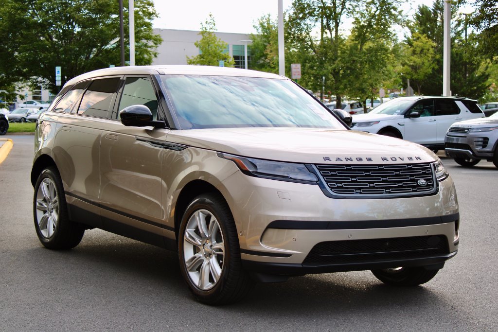 New 2026 Land Rover Range Rover Velar S AWD/4WD image 2