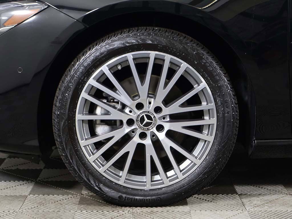 Used 2025 Mercedes-Benz CLA 250 4MATIC image 21