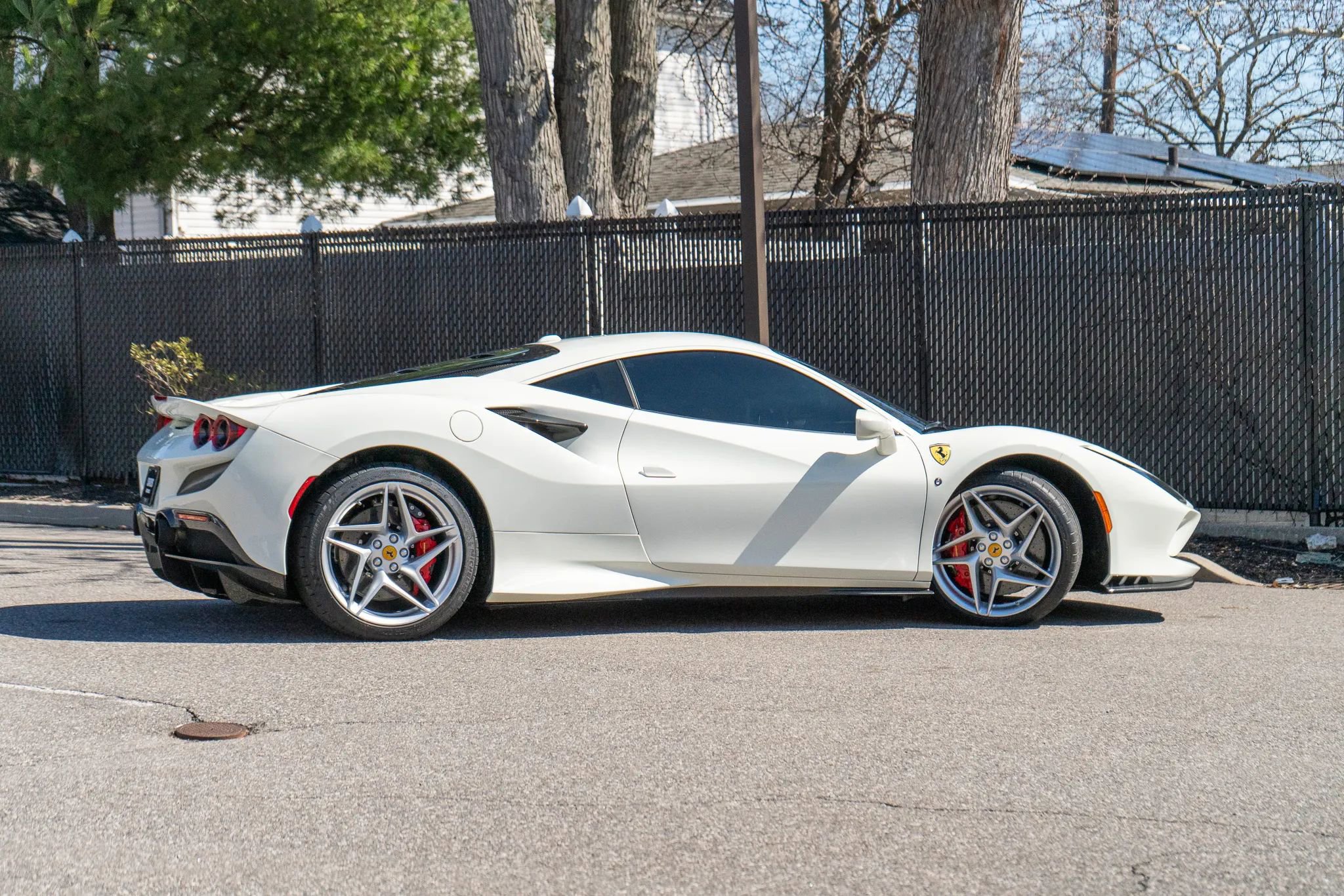 Used 2021 Ferrari F8 Tributo image 33