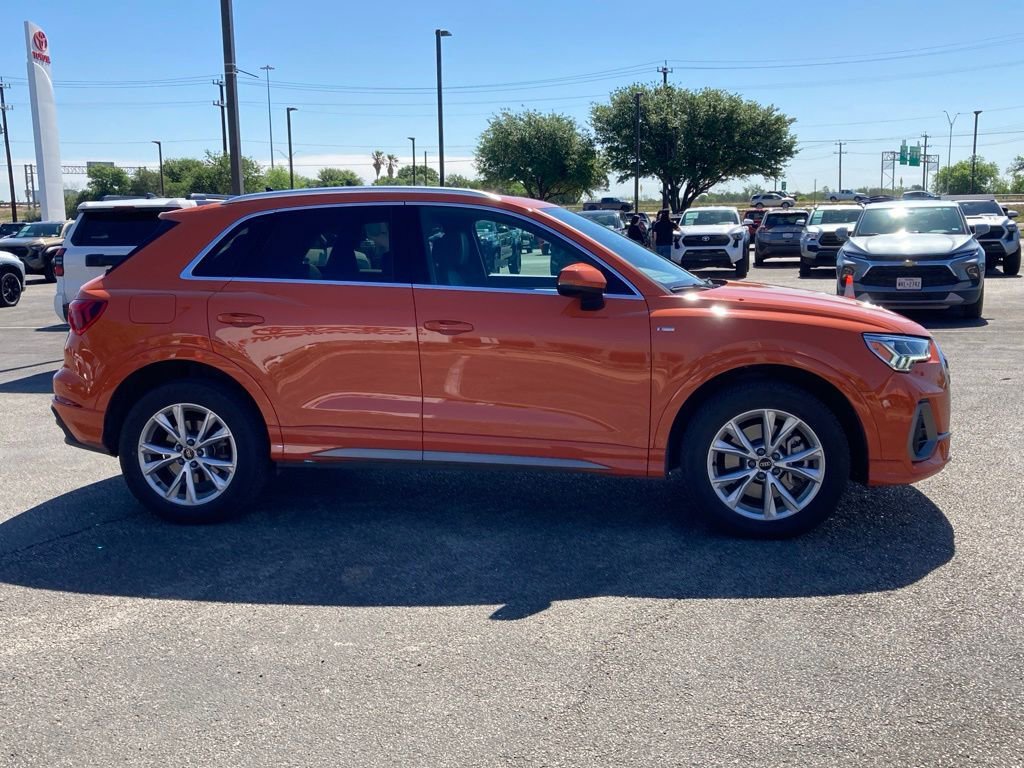 Used 2024 Audi Q3 2.0T Premium AWD/4WD image 4