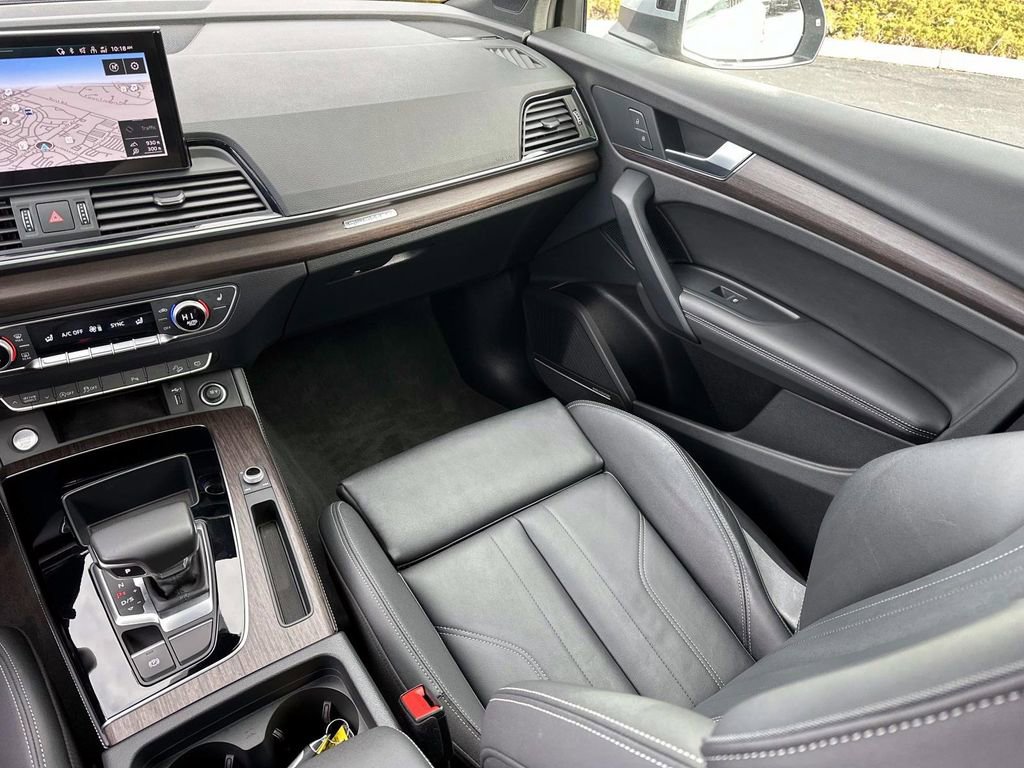 Used 2023 Audi Q5 2.0T Premium Plus w/ Premium Plus Package image 33