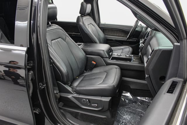 Used 2019 Ford Expedition Limited w/ Equipment Group 302A AWD/4WD image 23