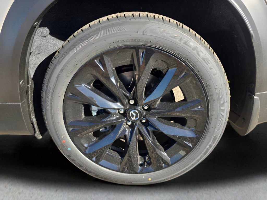 New 2025 MAZDA CX-90 Plug-In Hybrid w/Premium Sport image 11